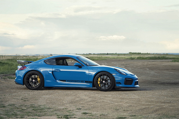 Фото дисков HRE P101 Черный сатин на Porsche Cayman II