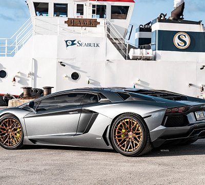 Фото дисков Strasse Wheels SV10M Track на Lamborghini Aventador