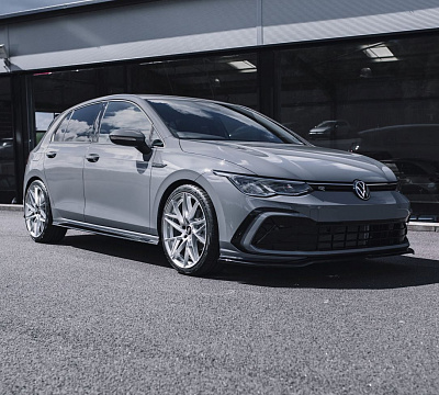 Фото дисков Bola FLR на Volkswagen Golf VIII