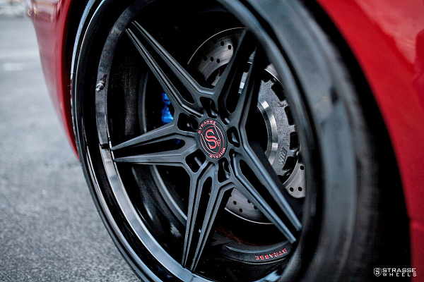 Фото дисков Strasse Wheels SV2 Deep Concave FS Черный сатин на BMW 6/M6 (F06/F13/F12)