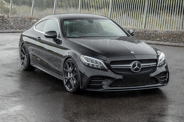 Фото дисков Bola FLY Глянцевый графит на Mercedes-Benz C-Class (W205)