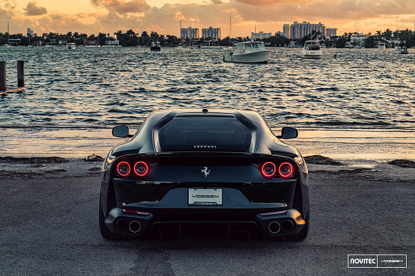 Фото дисков NOVITEC NF11 Глянцевый лак на Ferrari 812