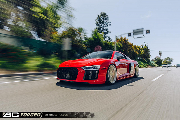 Фото дисков BC Forged HCS21 Глянцевая шампань на Audi R8 (4S)
