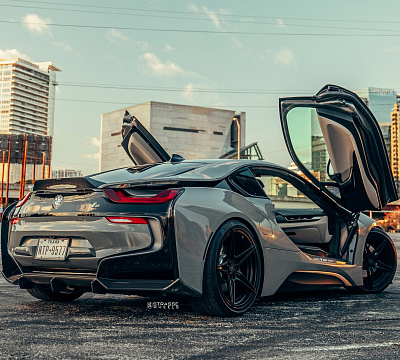 Фото дисков Strasse Wheels SV2 Deep Concave Duoblock на BMW i8