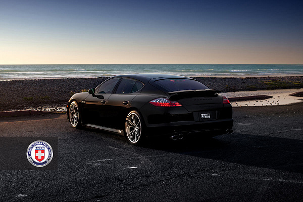 Фото дисков HRE S104 Глянцевый тонированный лак на Porsche Panamera I