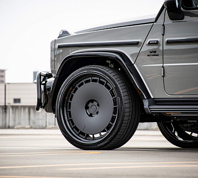 Фото дисков HRE 935 на Mercedes-Benz G-Class III