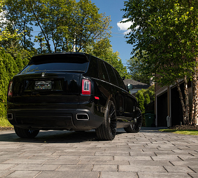 Фото дисков Vossen S17-13 на Rolls-Royce Cullinan