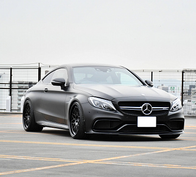 Фото дисков HRE 300 на Mercedes-Benz C-Class (W205)