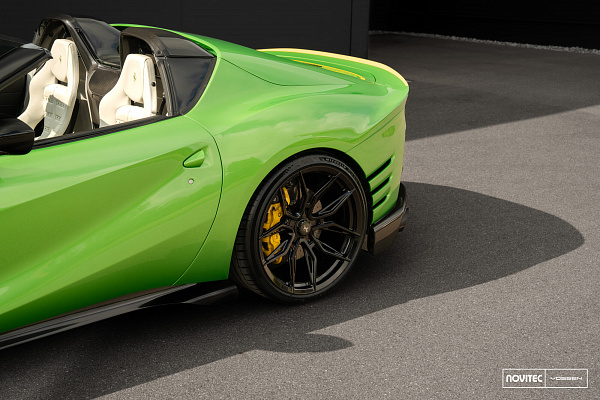 Фото дисков NOVITEC NF11 Черный глянец на Ferrari 812