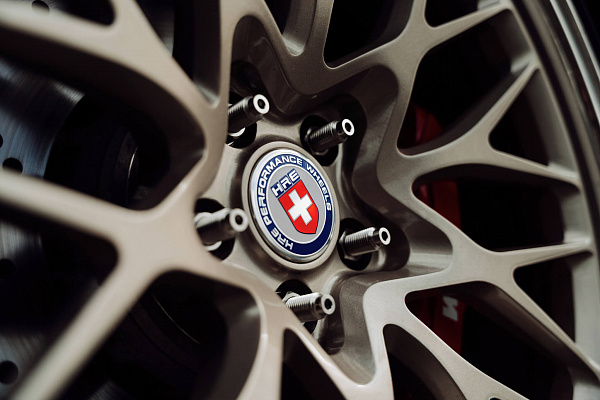 Фото дисков HRE 520 Глянцевая шампань на BMW 3/M3 (G2x/G80)