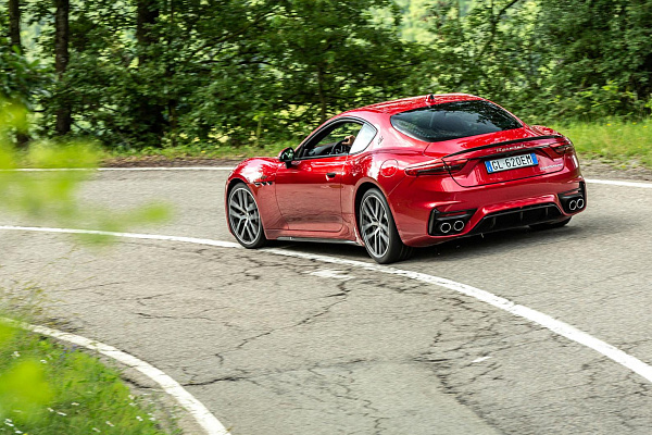 Фото дисков Maserati Astreo  на Maserati GranTurismo II