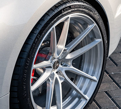 Фото дисков Anrky AN24 на Chevrolet Corvette C8