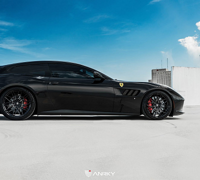 Фото дисков Anrky S1-X1 на Ferrari GTC4Lusso