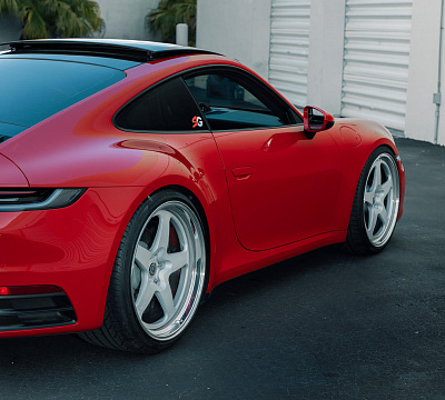 Фото дисков HRE 527 на Porsche 911 VIII
