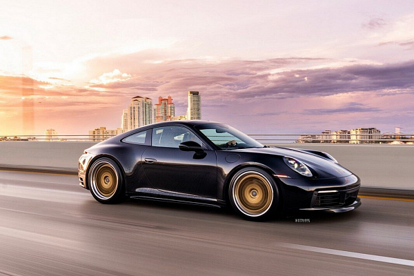 Фото дисков Strasse Wheels SC20 Track Сатиновое золото на Porsche 911 VIII