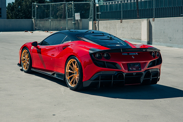 Фото дисков Brixton Forged R11-RS Глянцевое золото на Ferrari F8