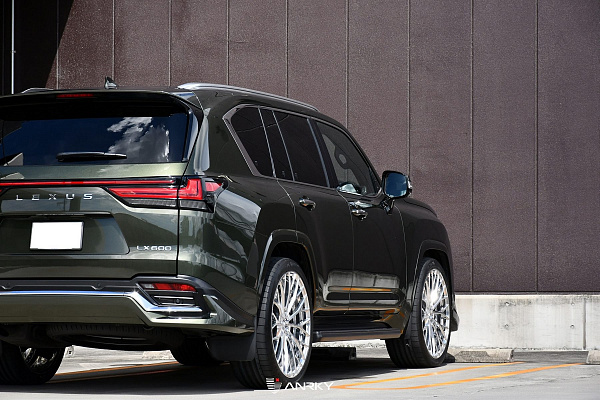 Фото дисков Anrky AN20 Полированный лак на Lexus LX III