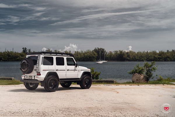 Фото дисков Vossen GNX-02 Черный глянец на Mercedes-Benz G-Class III
