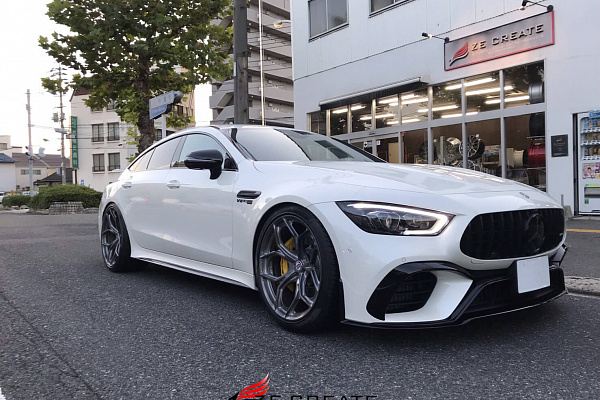 Фото дисков HRE P111SC Глянцевый темный лак на Mercedes-Benz AMG GT I