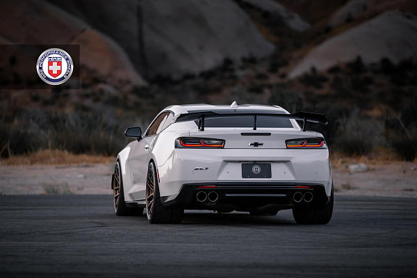 Фото дисков HRE RC104 Сатиновая бронза на Chevrolet Camaro VI