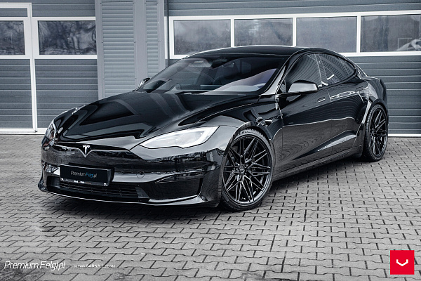 Фото дисков Vossen HF-7 Черный глянец на Tesla Model S