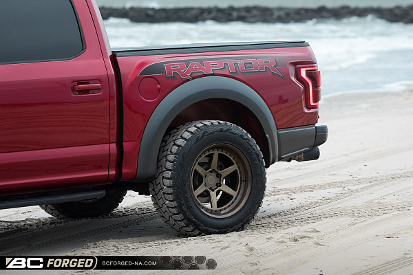 Фото дисков BC Forged LE61 // MLE61 Сатиновая бронза на Ford F-150 XIII