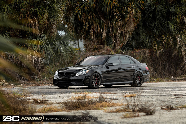 Фото дисков BC Forged EH172 Глянцевый темный лак на Mercedes-Benz E-Class (W212, S212, C207)