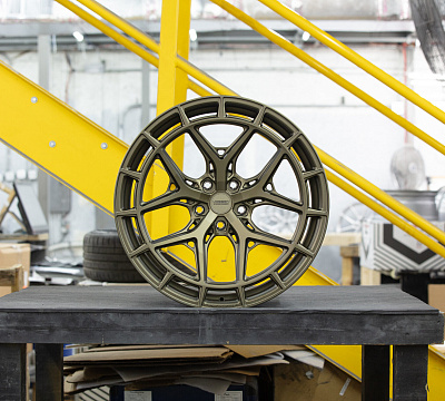 Vossen HFX-1 (5-Lug)