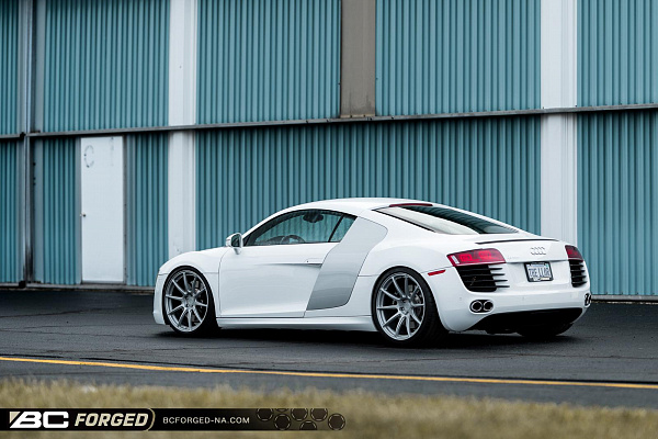 Фото дисков BC Forged RZ10 Глянцевый лак на Audi R8 (Typ 42)