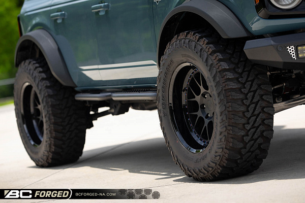 Фото дисков BC Forged LE72 // MLE72 Черный матовый на Ford Bronco