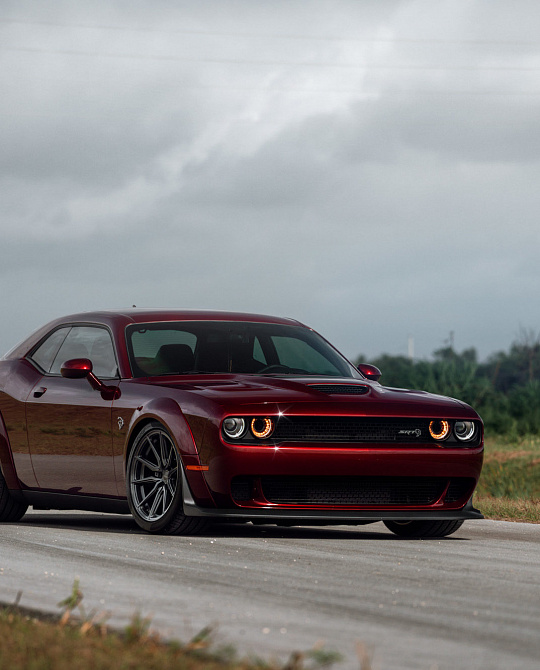 Фото дисков HF-3 Сатиновый графит на Dodge Challenger III