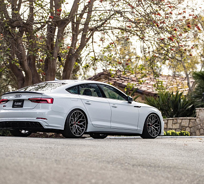 Фото дисков Vossen HF-2 на Audi A/S/RS 5 (F5)
