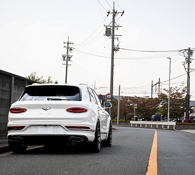 Фото дисков HRE P204 на Bentley Bentayga