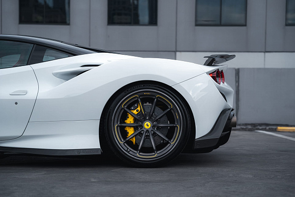 Фото дисков Brixton Forged R11-RS Черный сатин на Ferrari F8