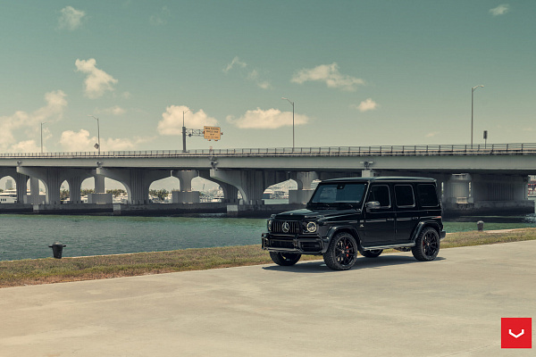 Фото дисков Vossen HFX-2 (5-Lug) Черный глянец на Mercedes-Benz G-Class III