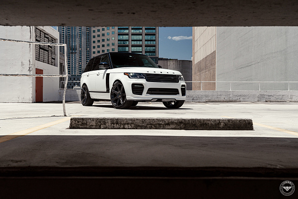 Фото дисков Vossen S17-11 Глянцевый темный лак на Land Rover Range Rover V
