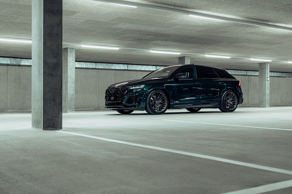 Фото дисков Brixton Forged VL4 Сатиновый темный лак на Audi Q8
