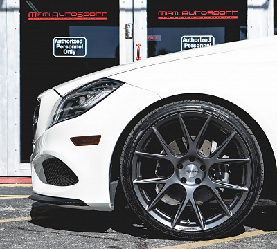 Фото дисков Vossen VFS-6 на Mercedes-Benz CLS (C218)