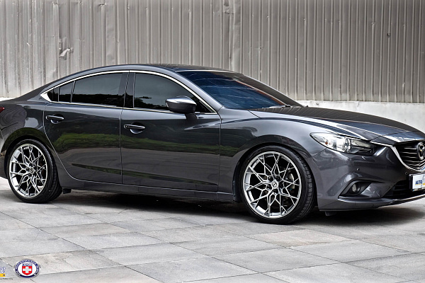 Фото дисков HRE FF11 Серебро на Mazda 6 III (GJ)