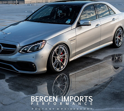Фото дисков HRE S104 на Mercedes-Benz E-Class (W212, S212, C207)