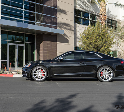Фото дисков Vossen VFS-10 на Audi A/S/RS 5 (F5)