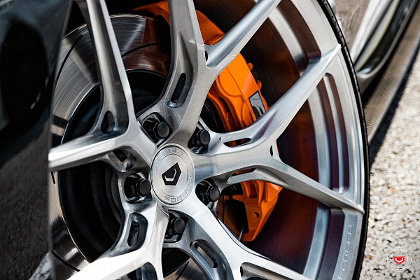Фото дисков Vossen S21-01 Глянцевый тонированный лак на Ferrari 488