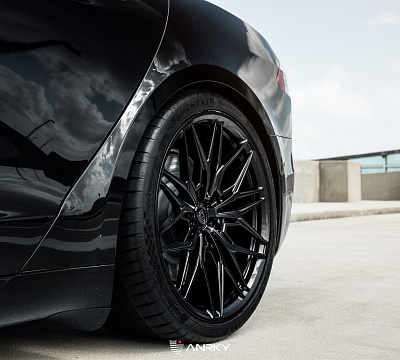 Фото дисков Anrky S1-X1 на Tesla Model S