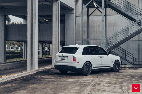 Фото дисков Vossen HF-9 Алмазная проточка на Rolls-Royce Cullinan