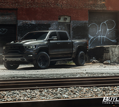 Фото дисков Vossen HF6-5 на Ram 1500 V