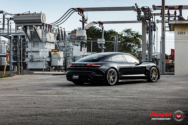 Porsche Taycan