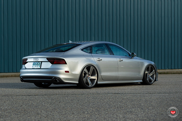 Фото дисков Vossen CG-210T Глянцевый лак на Audi A/RS 7 (4G)