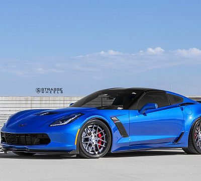 Фото дисков Strasse Wheels SM7 Deep Concave на Chevrolet Corvette C7