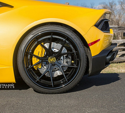 Фото дисков Strasse Wheels SM5R Deep Concave FS на Lamborghini Huracan