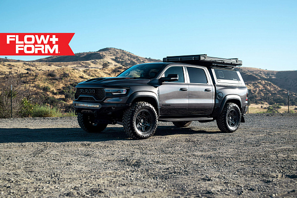 Фото дисков HRE FT1 Черный сатин на Ram 1500 V
